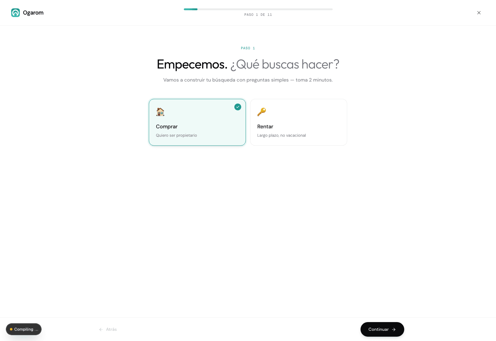 Búsqueda con IA en Ogarom — paso 1 de 11 con dos cards Comprar y Rentar para construir la búsqueda con preguntas simples